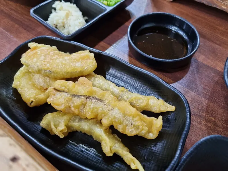 미꾸라지 튀김 확대 사진