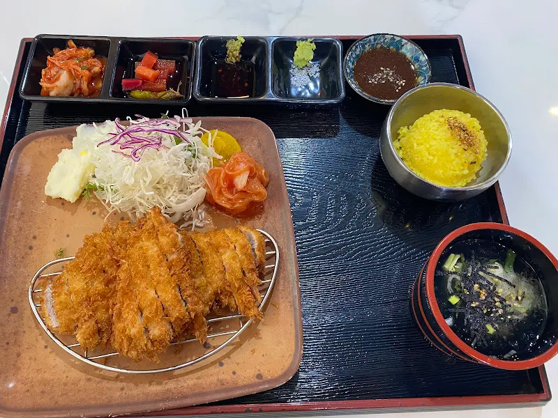 돈까스 한상차림