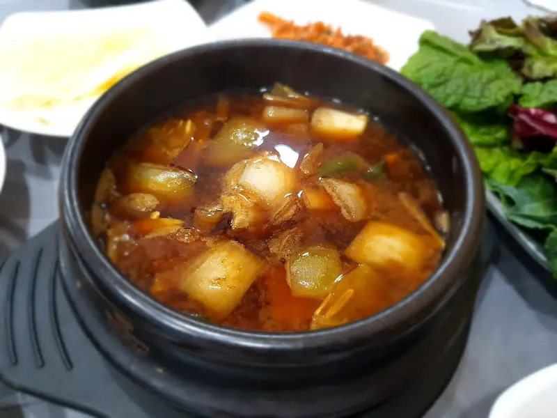 구수한 향이 일품인 된장찌개