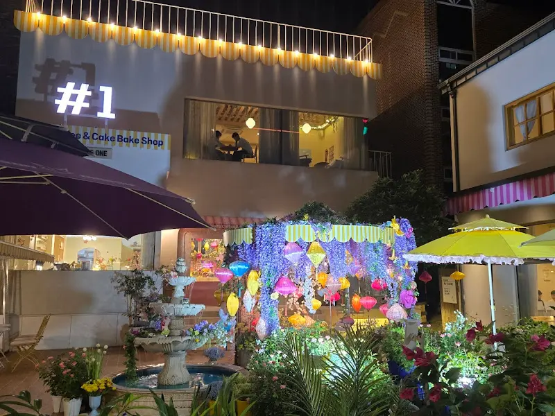 태그원 카페의 아름다운 야외 테라스