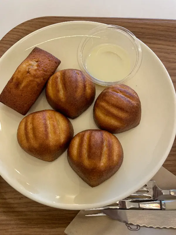 눈으로 보기만 해도 황홀한 버터헤이즐의 두쫀쿠