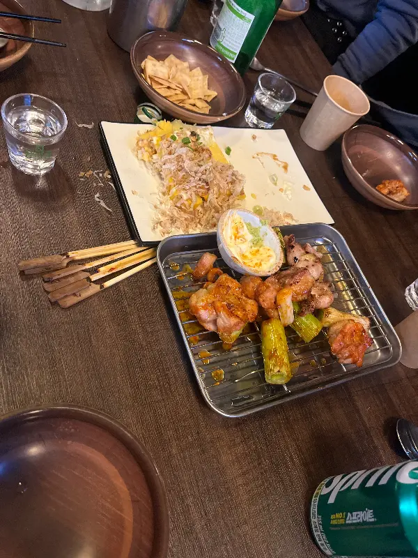 모듬 꼬치 한상차림