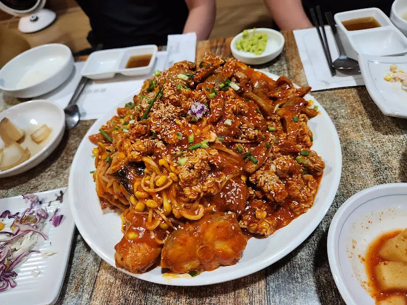 푸짐한 양의 아귀찜