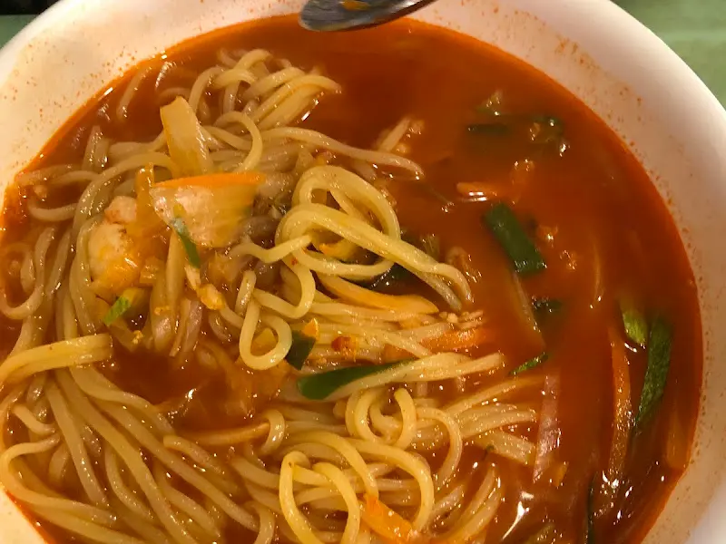 진한 국물이 인상적인 짬뽕