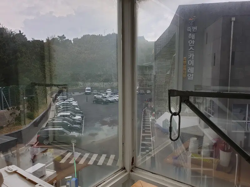 객실에서 바라본 스카이레일