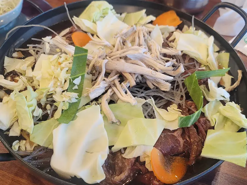 불고기 전골의 푸짐한 모습