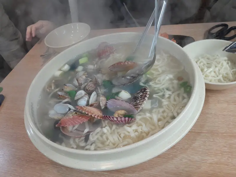 해물칼국수 면발