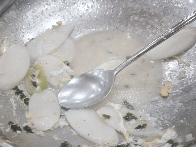 볶음밥을 만들어 먹고 남은 닭도리탕