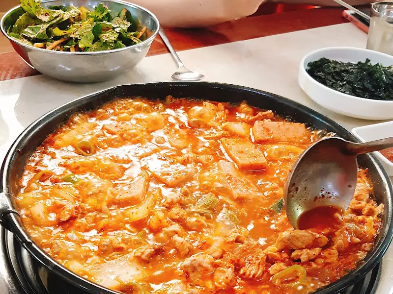 비빔돼지찌개