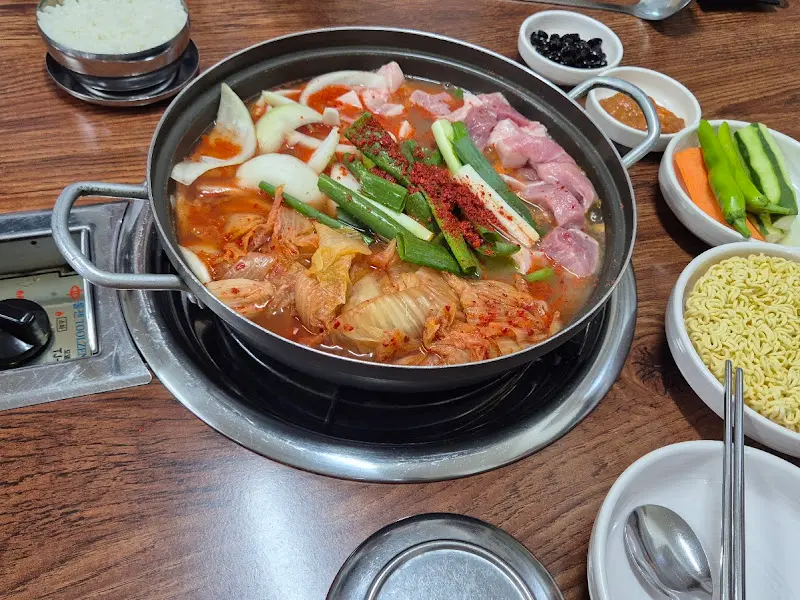 두루치기 한상차림