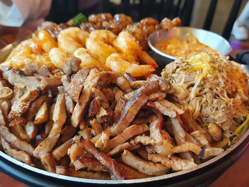 푸짐한 파히타 한 상차림