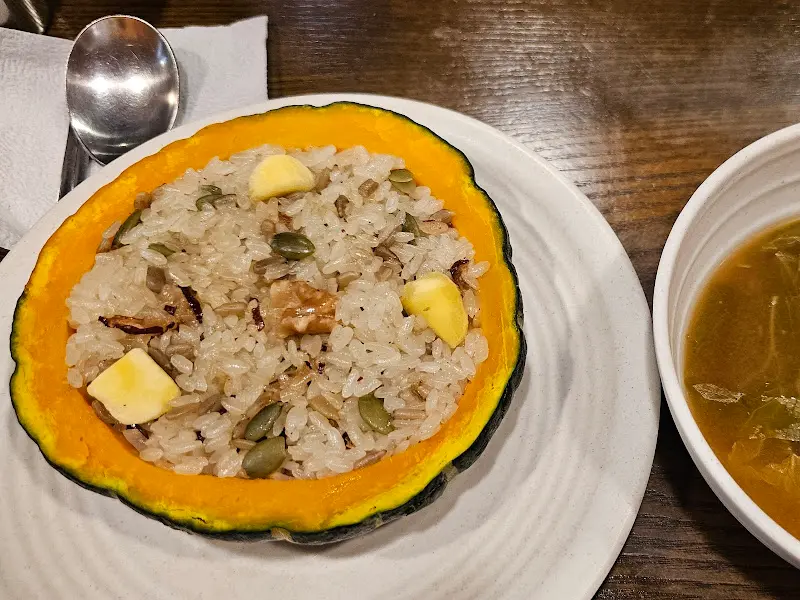 단호박 속에 담긴 밥