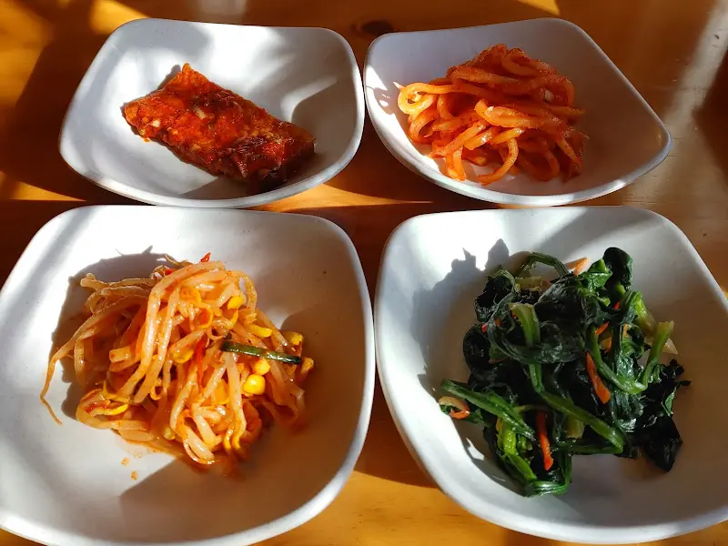 다채로운 밑반찬