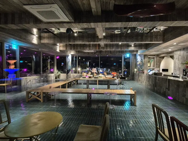 셰프스키친 내부