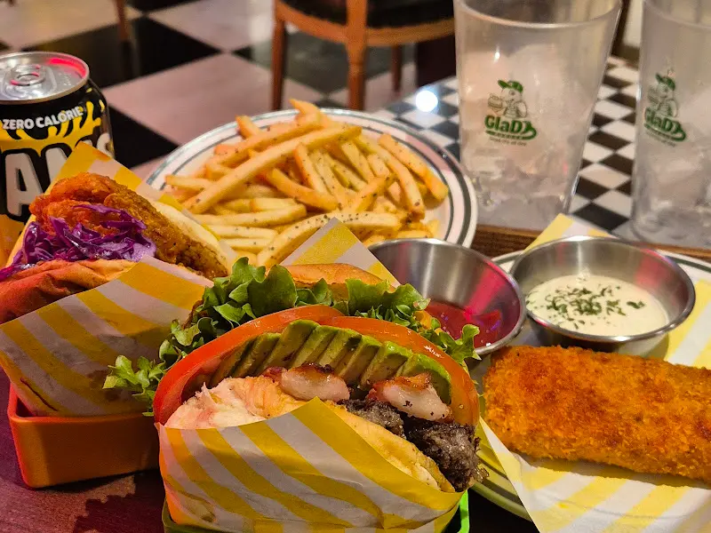 글래디버거, 스파이시 통새우 버거, 갈릭버터프라이즈