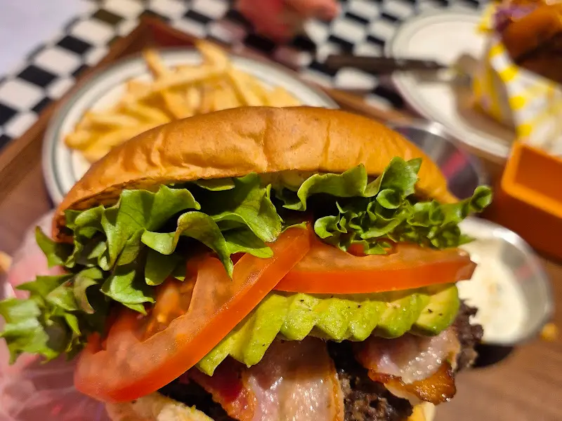 글래디버거 단면