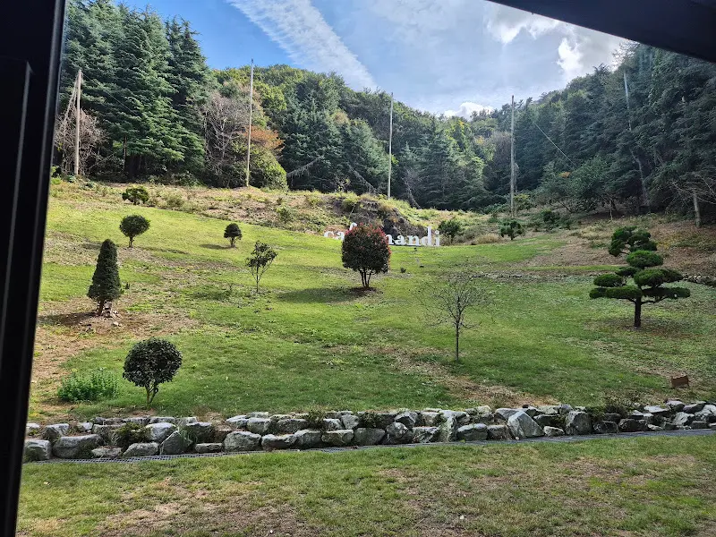 카페에서 바라본 풍경