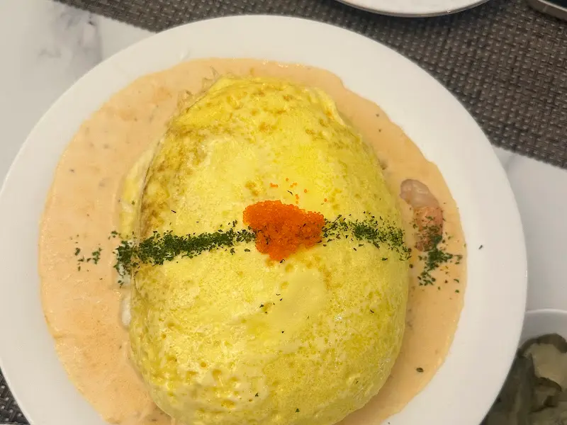 수플레 오믈렛의 단면