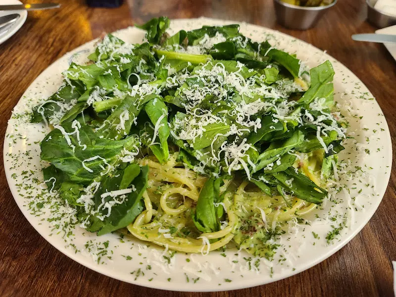 새까만 비주얼의 먹물 리조또