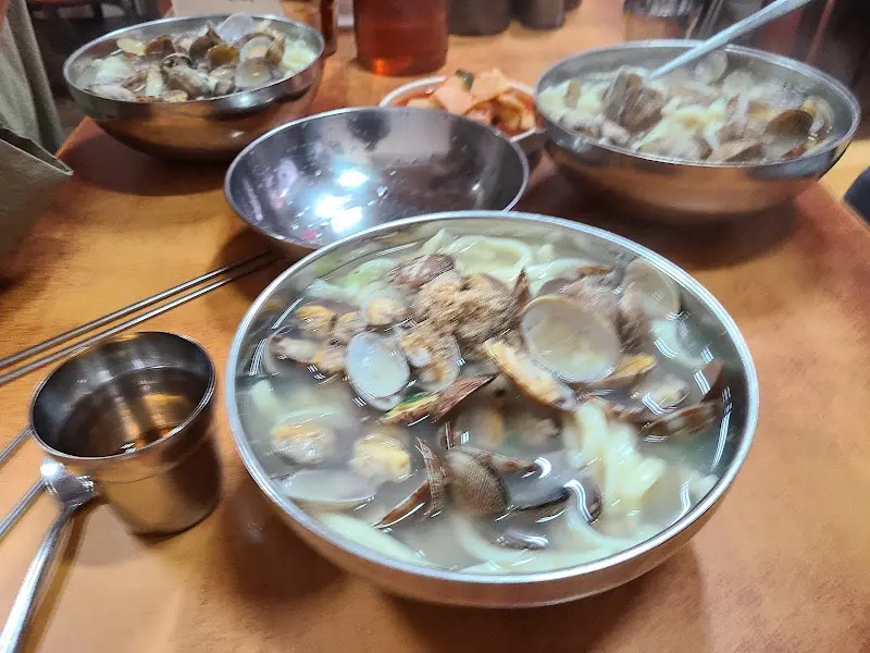 푸짐한 칼국수