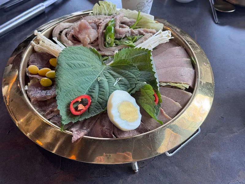 푸짐한 어복쟁반의 모습