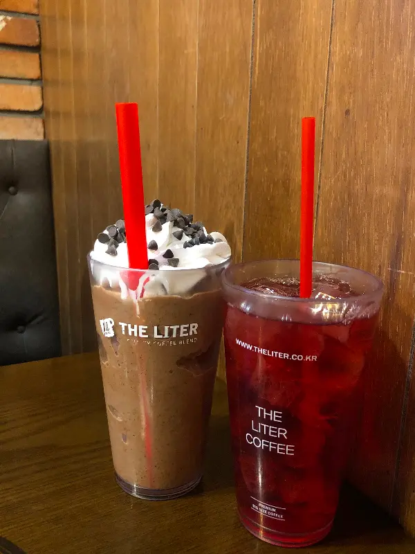 히비스커스 티와 자바칩