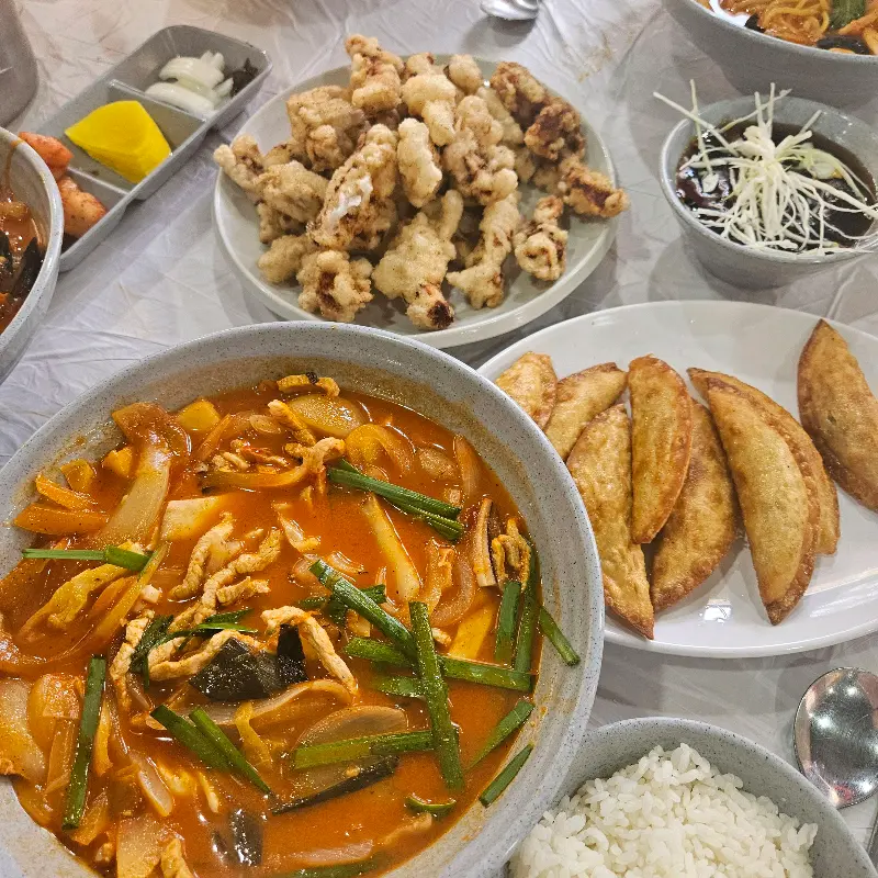 푸짐한 한 상 차림