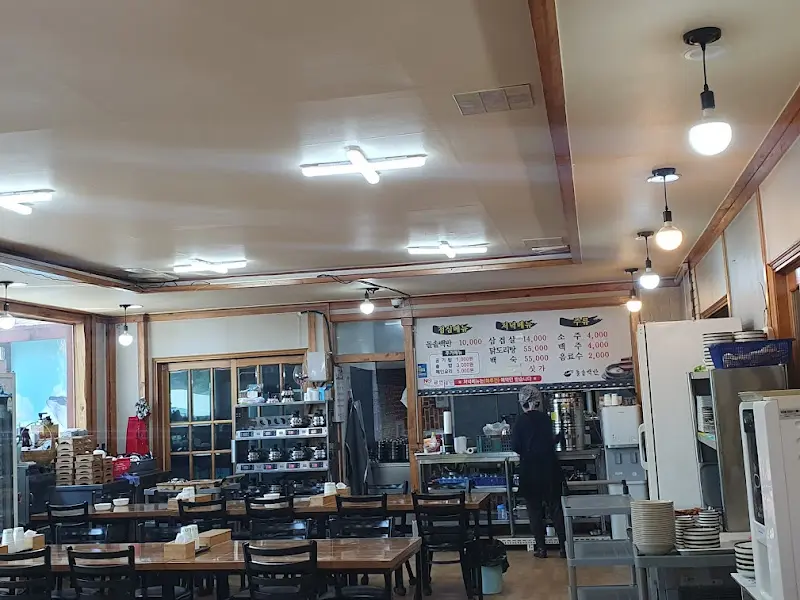 식당 내부 전경