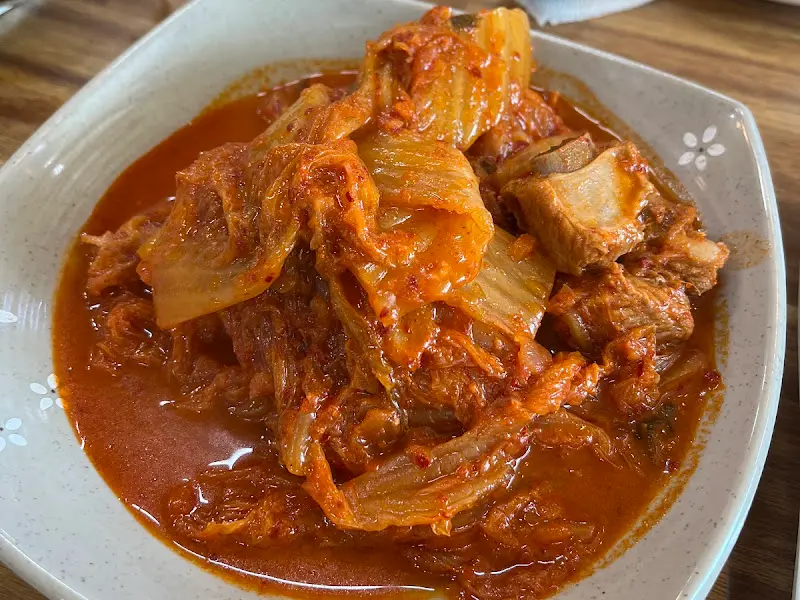 돼지갈비 김치찜