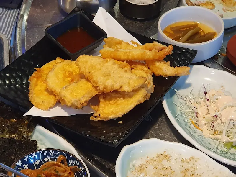 다양한 곁들임 메뉴