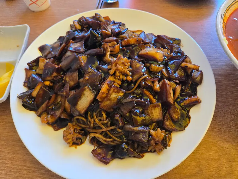 쟁반짜장의 모습