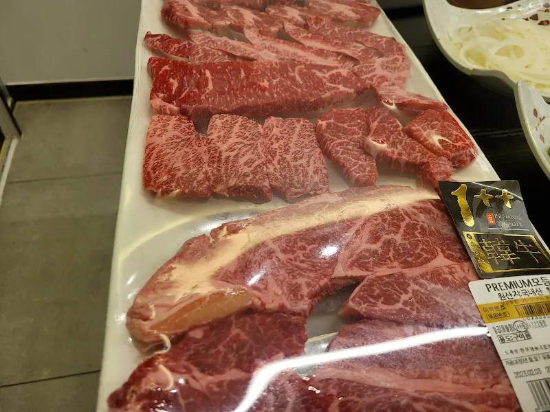 환상적인 마블링의 한우 모둠 스페셜