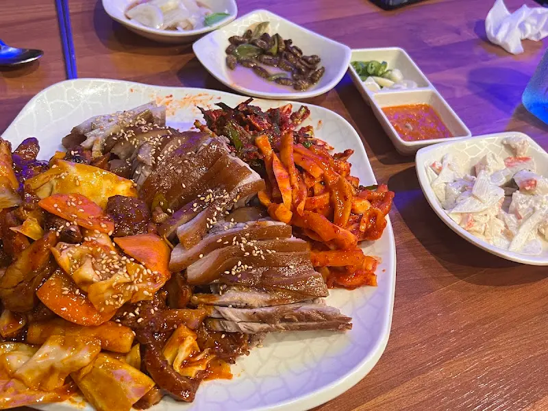 푸짐한 튀김족발