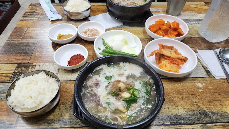 추어탕 한 상 차림