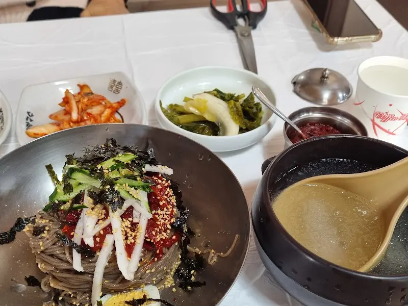 회막국수의 비주얼