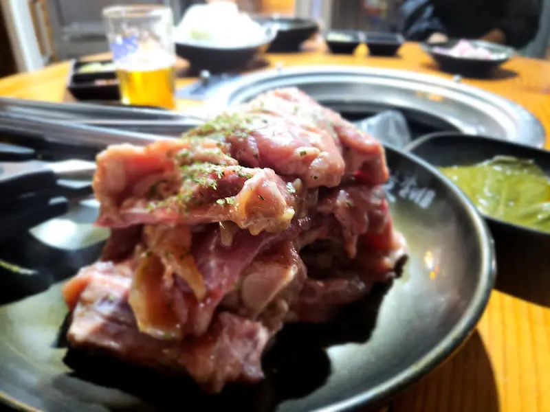 돼지갈비 한 상 차림