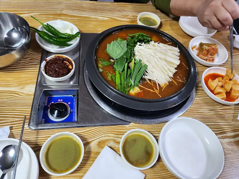 수영감자탕 메인