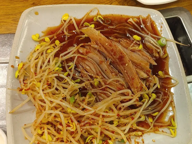 새콤달콤한 콩나물 무침