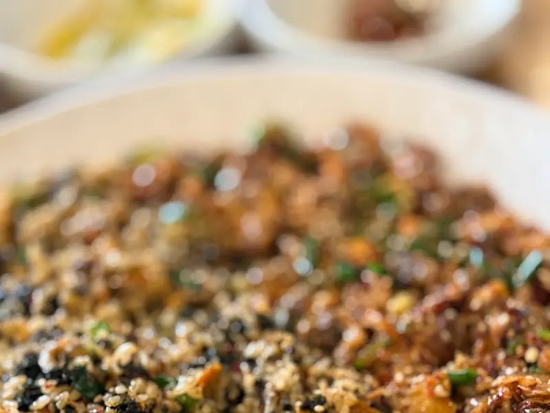 꼬막비빔밥의 클로즈업