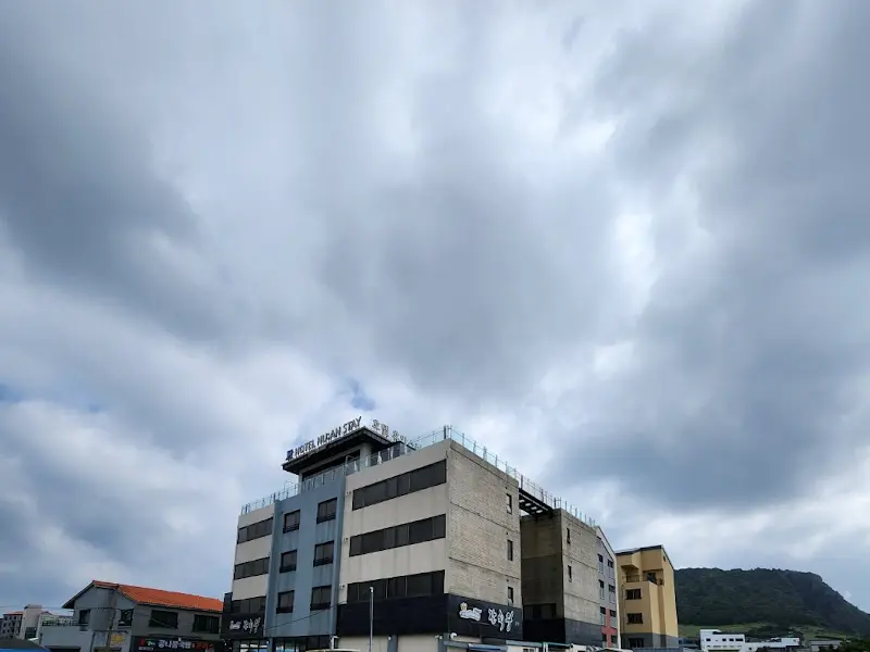 갈치왕 건물 전경