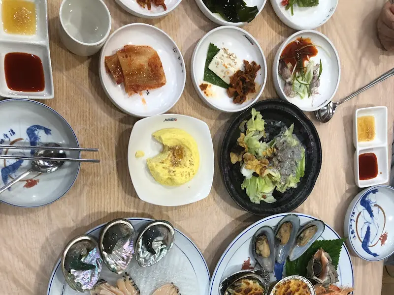 상다리 부러지는 한 상 차림