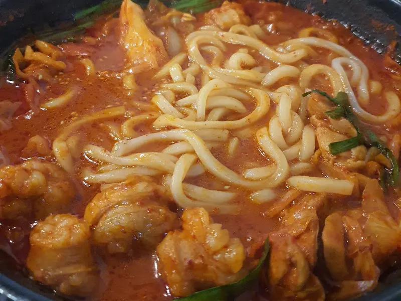 곱도리탕과 우동사리