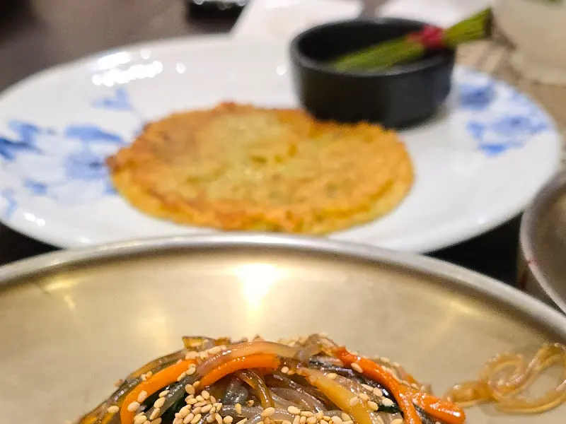 윤기가 흐르는 잡채