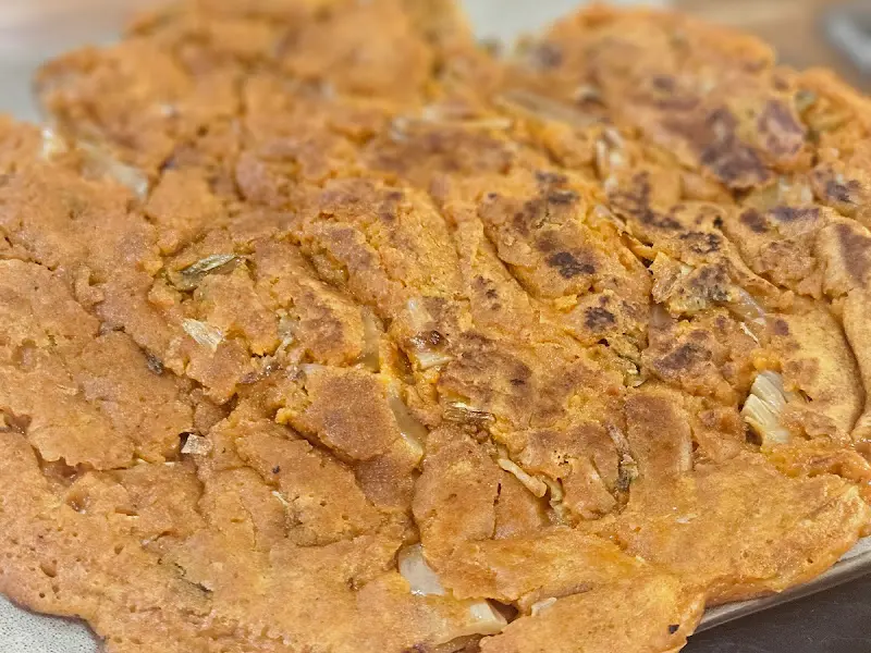 노릇하게 구워진 파전