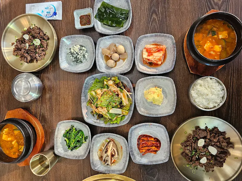 황금향로의 실내 모습