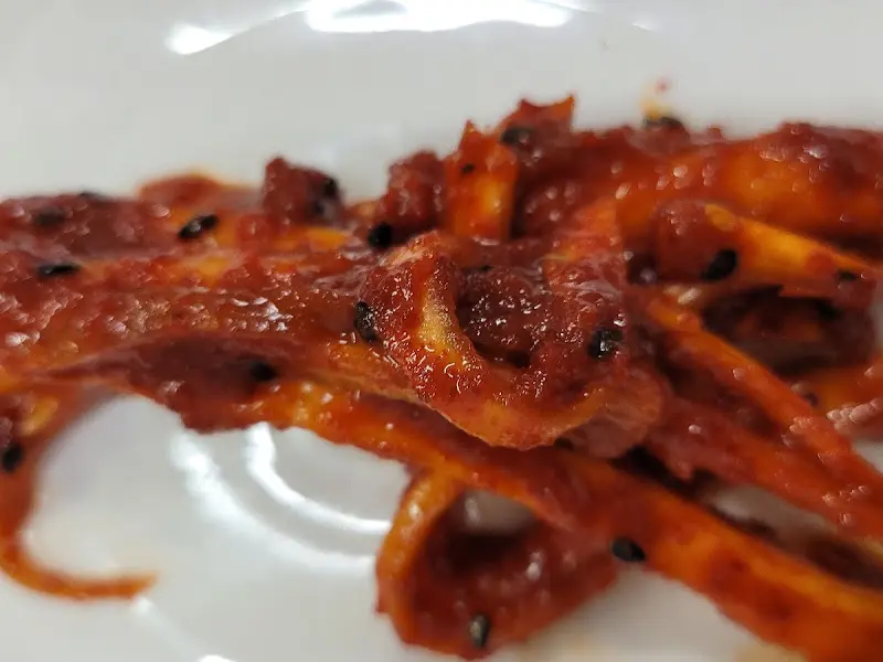 매콤달콤한 도라지 무침