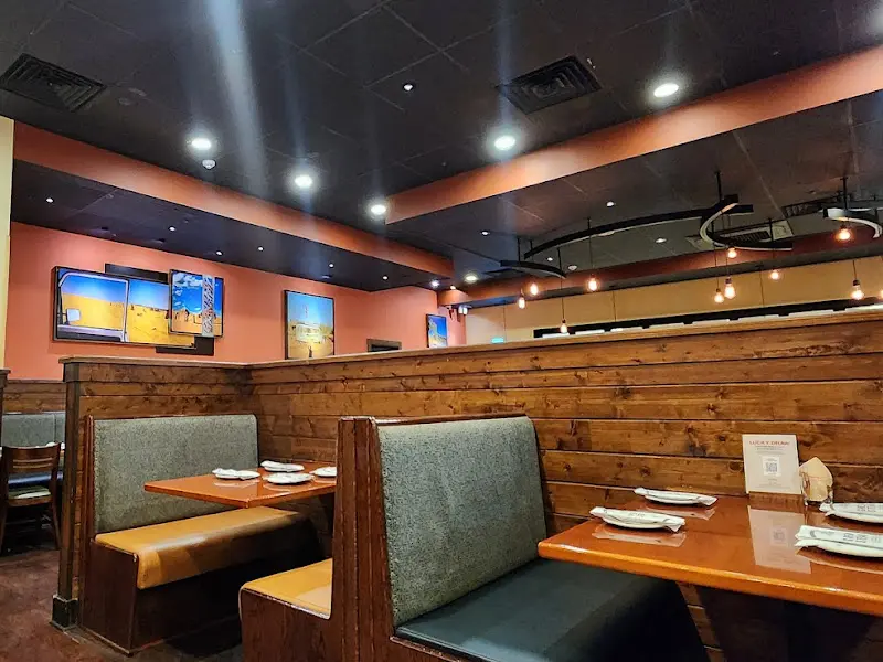 아웃백 내부 인테리어