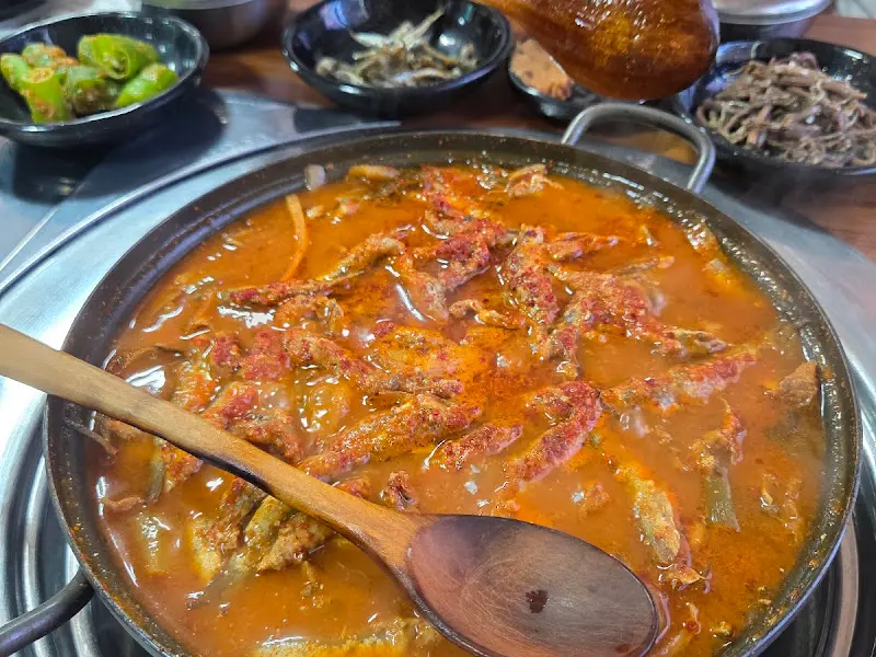 멸치쌈밥 클로즈업