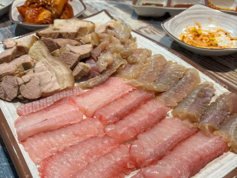 아귀수육과 삼합