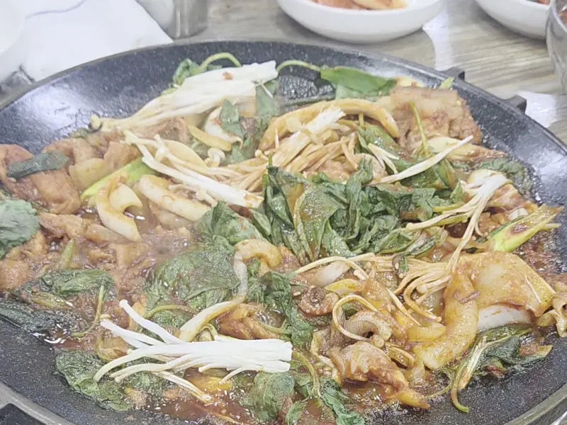 돼지, 한치 주물럭